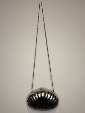 Vintage Silver Shell Clutch Minaudiere Evening Bag Chain Strap
